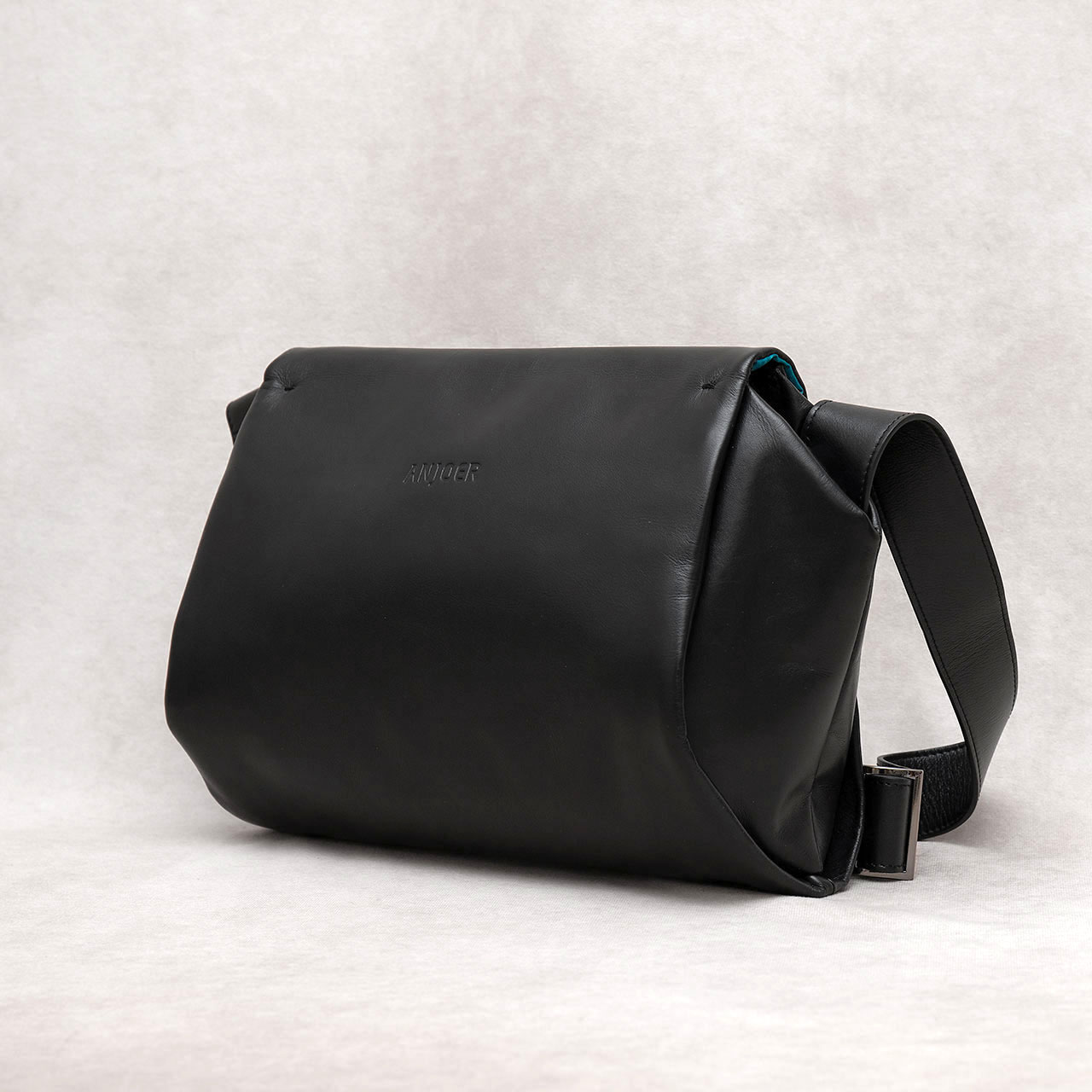 anjoerメッセンジャーバッグ