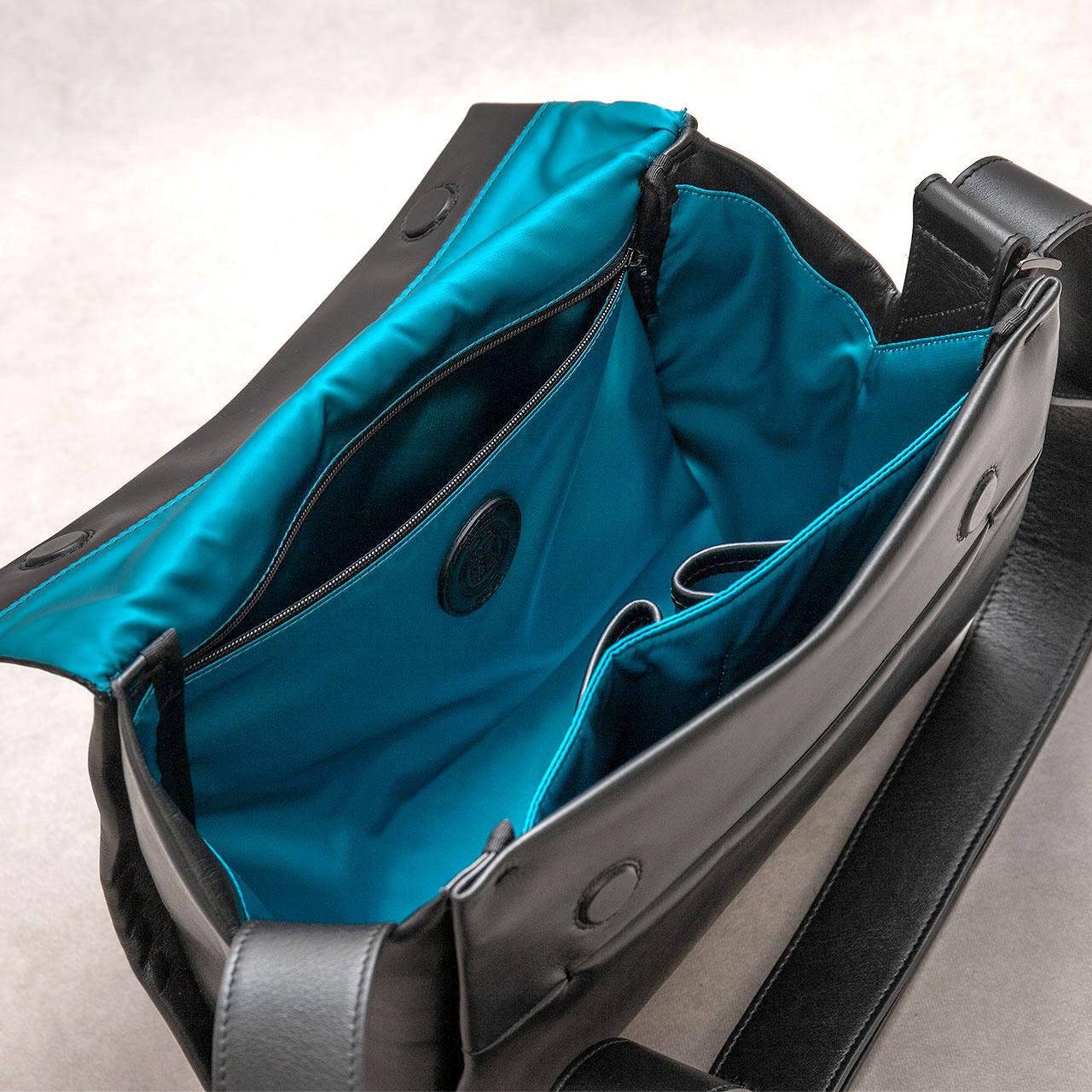 anjoerメッセンジャーバッグ