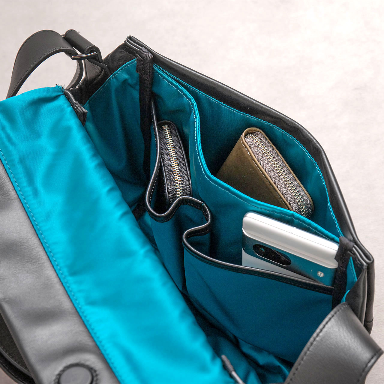 anjoerメッセンジャーバッグ