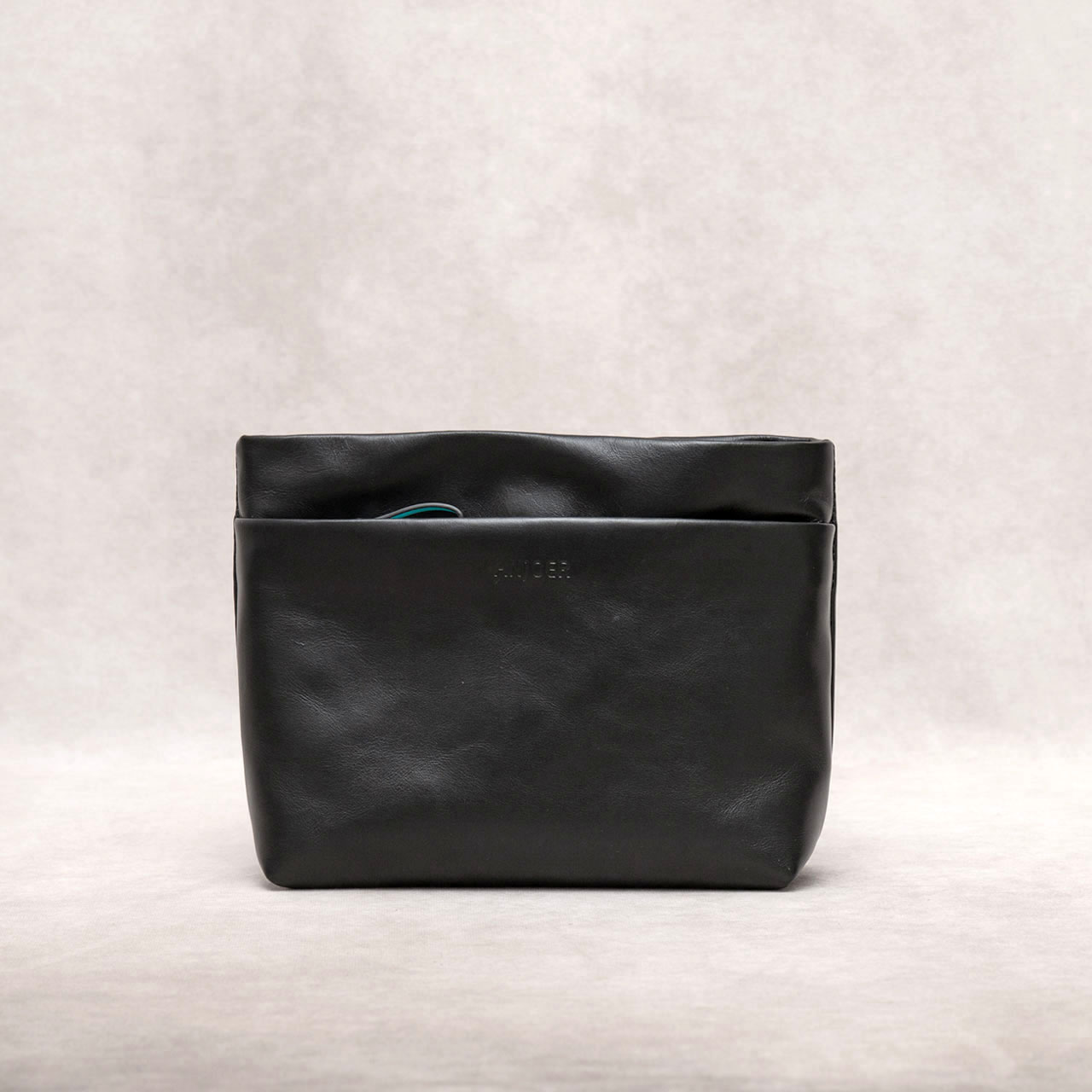 anjoerサコッシュ